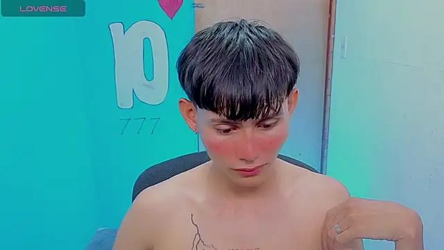 Snapshot of tanjiro_cute chatting on April 21, 2026, 2:51 am tanjiro cute online show from April 21, 2026, 2:51 am
