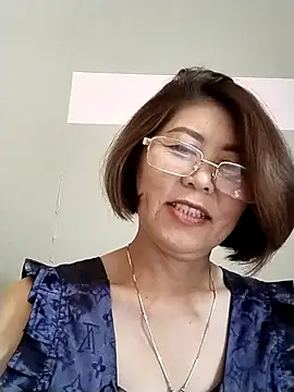 Baby-tits2024 online show from March 18, 2025, 5:20 am