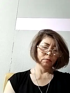 Baby-tits2024 online show from March 20, 2025, 2:32 pm