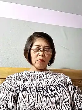 Baby-tits2024 online show from September 13, 2025, 1:55 pm