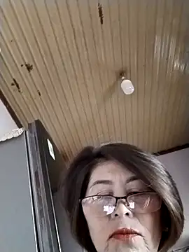 Baby-tits2024 online show from September 16, 2025, 3:29 am