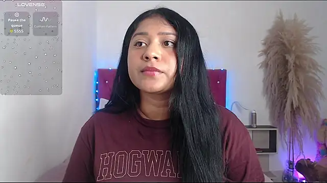 Snapshot of alinakiss chatting on November 8, 2025, 5:40 am alinakiss online show from November 8, 2025, 5:40 am