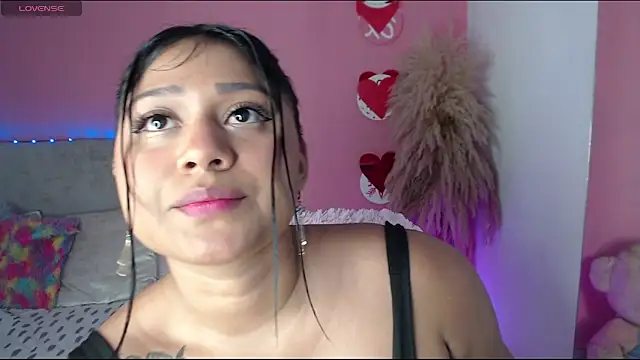 alinakiss online show from February 27, 2026, 2:44 am