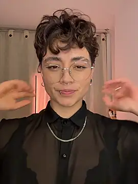 Chriss gomez2 online show from March 19, 2026, 5:22 am