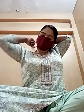 Magical Girl- online show from February 12, 2025, 3:07 am