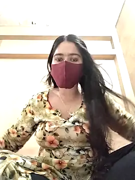 Magical Girl- online show from September 9, 2025, 4:12 am