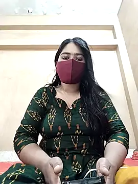 Magical Girl- online show from September 18, 2025, 4:58 am