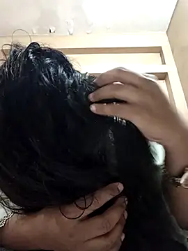 Magical Girl- online show from November 4, 2025, 3:27 am