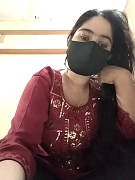 Magical Girl- online show from November 6, 2025, 3:51 am