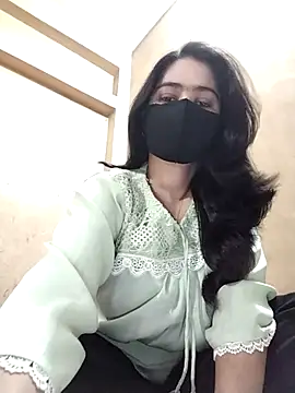 Magical Girl- online show from November 29, 2025, 3:42 am