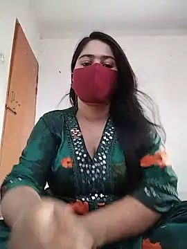 Snapshot of Magical_Girl- chatting on June 28, 2026, 4:40 am Magical Girl- online show from June 28, 2026, 4:40 am
