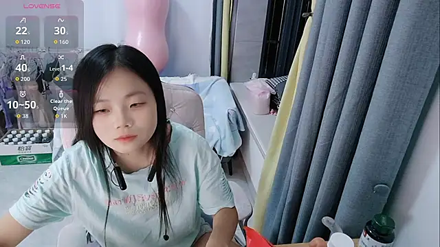 Lena-yyds online show from October 11, 2025, 3:10 pm