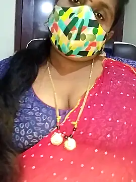 Snapshot of Sexy_Radhikaa chatting on November 2, 2025, 5:32 am Sexy Radhikaa online show from November 2, 2025, 5:32 am