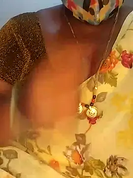 Snapshot of Sexy_Radhikaa chatting on November 11, 2025, 3:06 am Sexy Radhikaa online show from November 11, 2025, 3:06 am