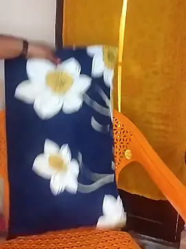 Snapshot of Sexy_Radhikaa chatting on November 13, 2025, 4:44 am Sexy Radhikaa online show from November 13, 2025, 4:44 am