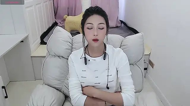 Snapshot of Tang-1314 chatting on January 23, 2025, 2:23 am Tang-1314 online show from January 23, 2025, 2:23 am