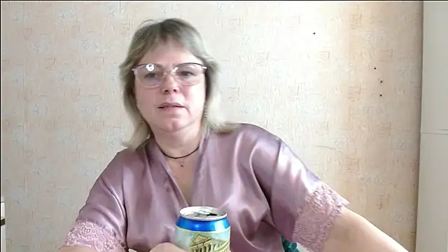 sweetsunset11 online show from June 11, 2026, 3:21 pm