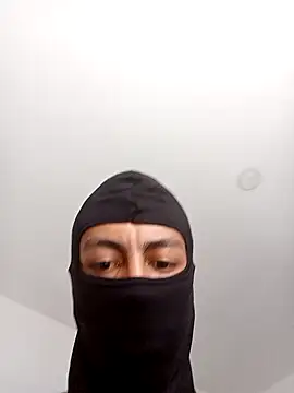 Snapshot of american_challenges777 chatting on February 22, 2025, 4:51 pm american challenges777 online show from February 22, 2025, 4:51 pm