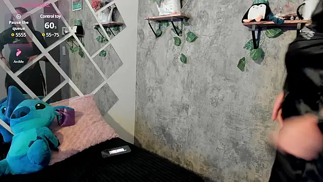 Snapshot of Megan_sophia2 chatting on March 4, 2025, 1:28 pm Megan sophia2 online show from March 4, 2025, 1:28 pm