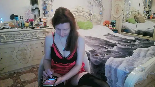 Debra Phoenix online show from April 17, 2026, 10:24 pm