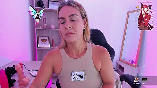 Evangeline johns online show from September 19, 2025, 7:47 pm