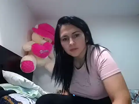 princehermosa44 online show from February 7, 2025, 7:49 pm