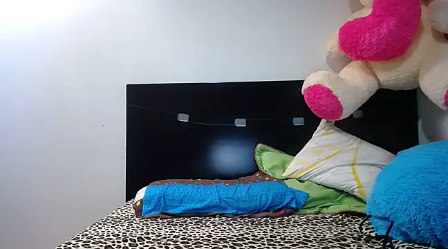 princehermosa44 online show from March 22, 2025, 2:58 pm