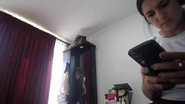 princehermosa44 online show from March 22, 2026, 3:37 pm