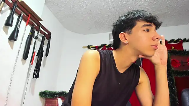 Harry LatinBoy online show from December 6, 2024, 8:29 pm