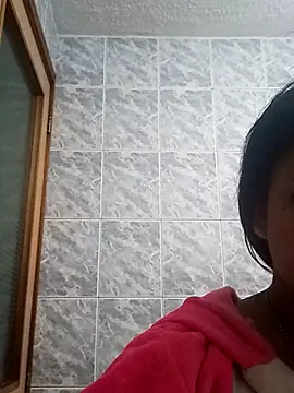 Naomy veracruz  online show from December 23, 2025, 8:01 am