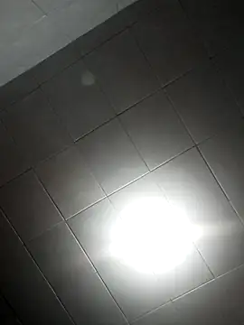 Naomy veracruz  online show from April 18, 2026, 11:03 am