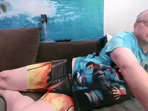 Snapshot of Manfred1012 chatting on January 25, 2025, 4:13 pm Manfred1012 online show from January 25, 2025, 4:13 pm