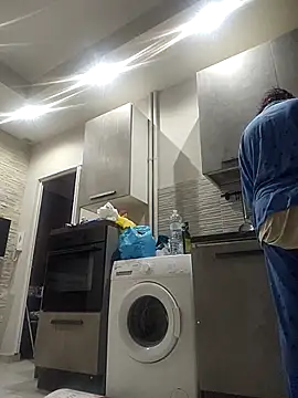 Vagabondainnamorata online show from November 5, 2025, 4:34 am