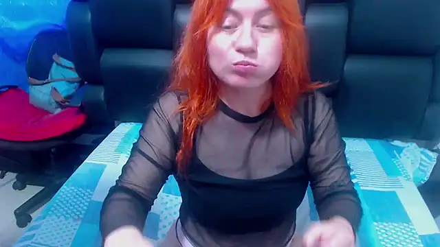 XxMiaSexxyHotxX online show from October 9, 2025, 2:04 pm