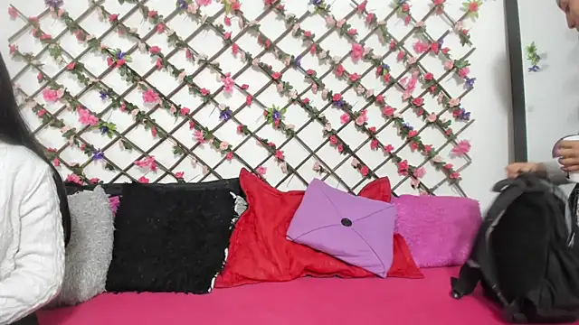 Snapshot of abby_eemily chatting on February 21, 2025, 11:33 am abby eemily online show from February 21, 2025, 11:33 am