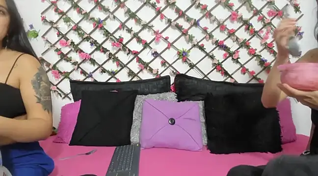 Snapshot of abby_eemily chatting on March 19, 2025, 7:06 pm abby eemily online show from March 19, 2025, 7:06 pm