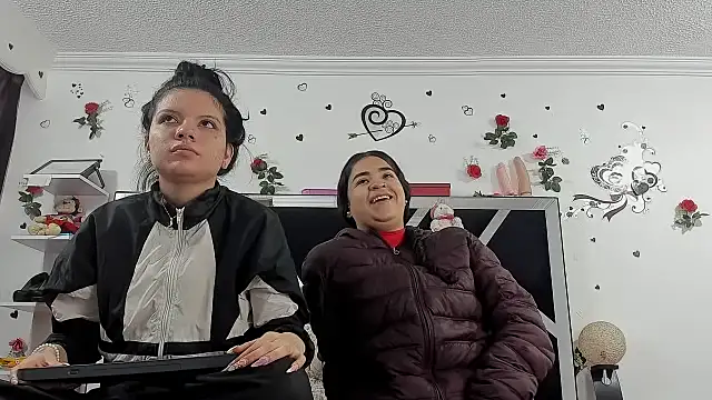 Snapshot of abby_eemily chatting on November 5, 2025, 12:16 pm abby eemily online show from November 5, 2025, 12:16 pm