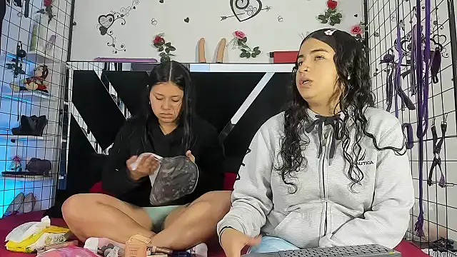 Snapshot of abby_eemily chatting on November 26, 2025, 12:17 pm abby eemily online show from November 26, 2025, 12:17 pm