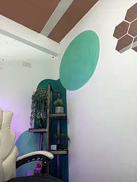 LollaByer online show from November 18, 2025, 9:08 pm