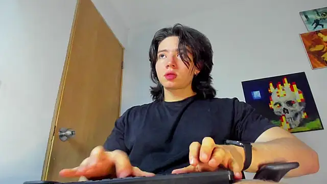 AngelBennet  online show from October 28, 2025, 10:45 pm