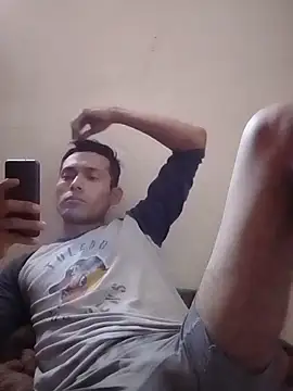 Snapshot of Fer-nand chatting on December 23, 2024, 3:44 pm Fer-nand online show from December 23, 2024, 3:44 pm