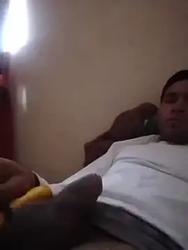 Snapshot of Fer-nand chatting on January 9, 2025, 3:01 pm Fer-nand online show from January 9, 2025, 3:01 pm