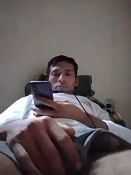 Snapshot of Fer-nand chatting on January 11, 2025, 8:43 pm Fer-nand online show from January 11, 2025, 8:43 pm