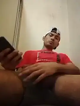 Snapshot of Fer-nand chatting on January 21, 2025, 12:46 am Fer-nand online show from January 21, 2025, 12:46 am