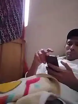 Snapshot of Fer-nand chatting on January 23, 2025, 2:07 pm Fer-nand online show from January 23, 2025, 2:07 pm