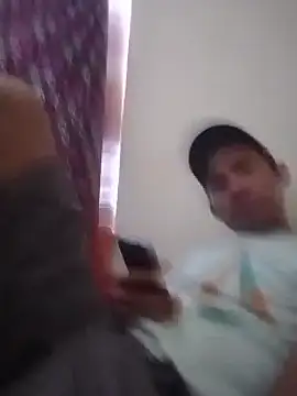 Snapshot of Fer-nand chatting on February 6, 2025, 8:23 pm Fer-nand online show from February 6, 2025, 8:23 pm