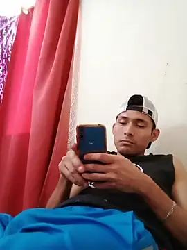 Snapshot of Fer-nand chatting on February 23, 2025, 2:46 pm Fer-nand online show from February 23, 2025, 2:46 pm