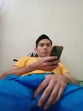 Snapshot of Fer-nand chatting on February 25, 2025, 7:03 pm Fer-nand online show from February 25, 2025, 7:03 pm