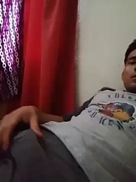 Snapshot of Fer-nand chatting on March 10, 2025, 10:45 pm Fer-nand online show from March 10, 2025, 10:45 pm