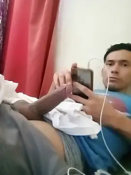 Snapshot of Fer-nand chatting on March 17, 2025, 7:58 pm Fer-nand online show from March 17, 2025, 7:58 pm